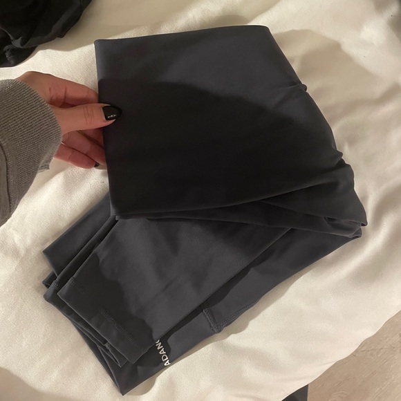 ADANOLA ultimate wrap over leggings ultimate sports bra SET midnightt blue - Picture 6 of 7